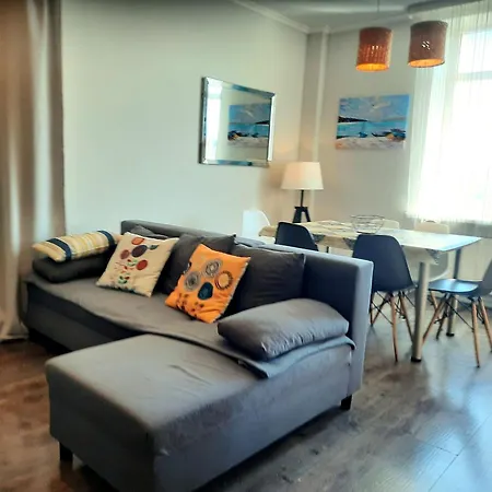 Charming Old Town Retreat 里加