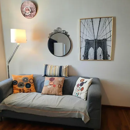 Apartment Charming Old Town Retreat *